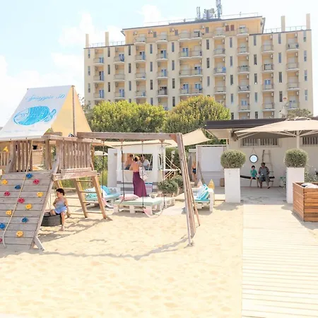 Hotel Fabilia Family 3*